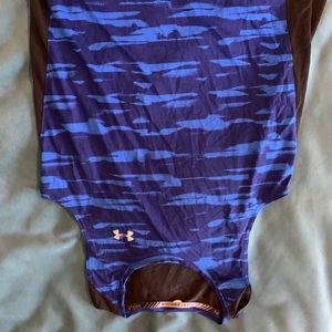 6 Under Armour Tank Tops